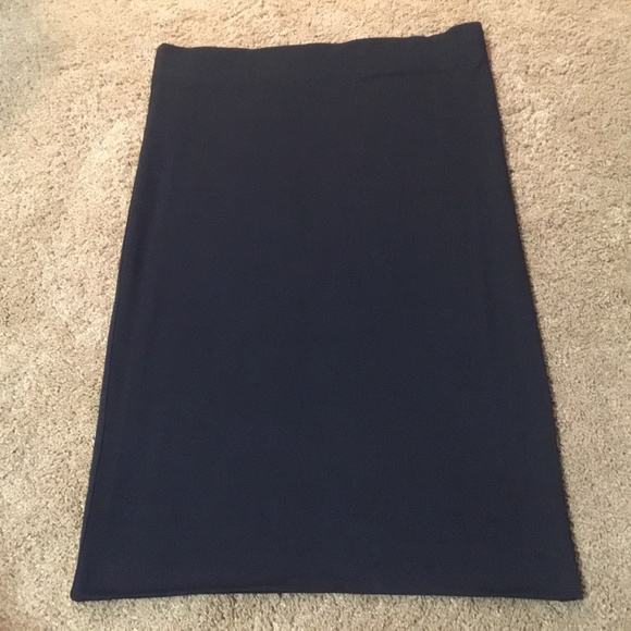 LOFT Skirt Black (Med) - Picture 2 of 3